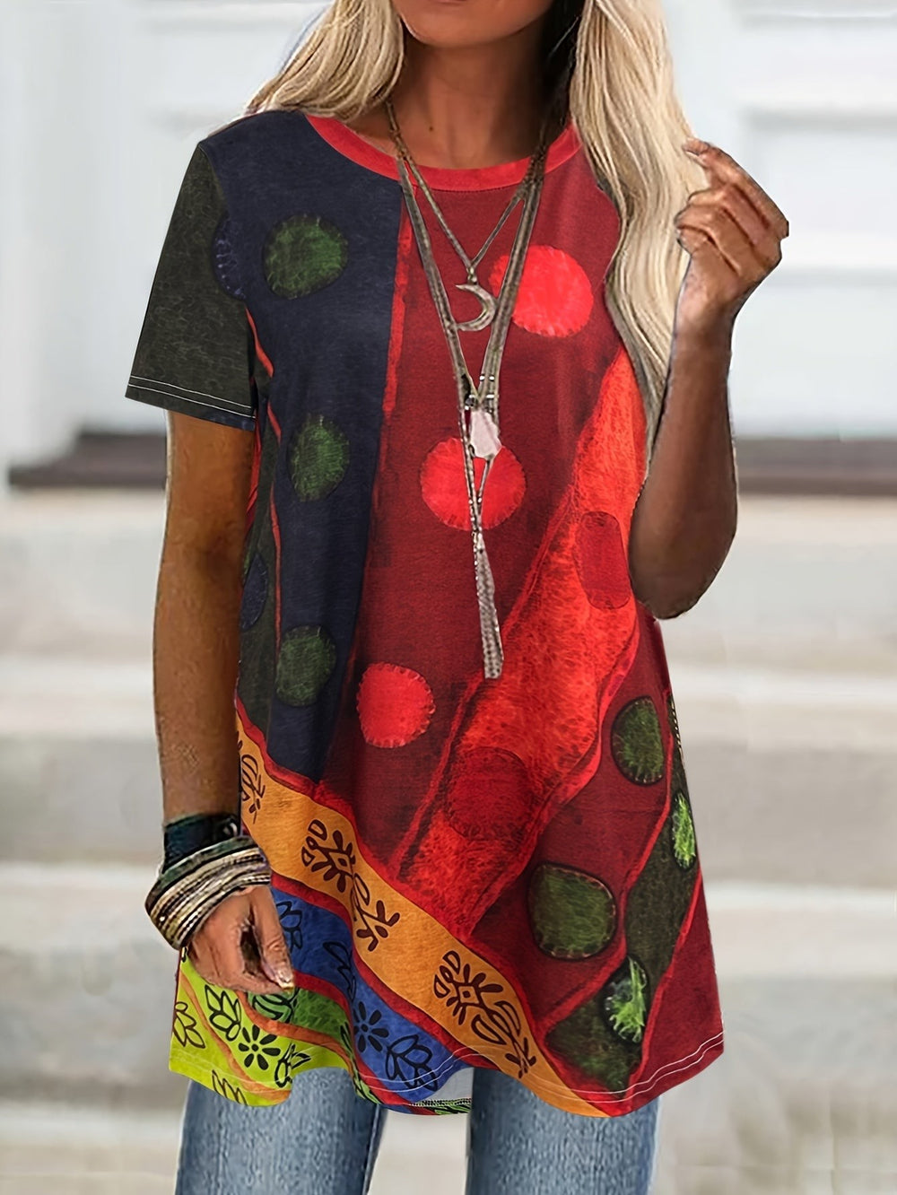 Artistic Print Tunic Top with Short Sleeves in red