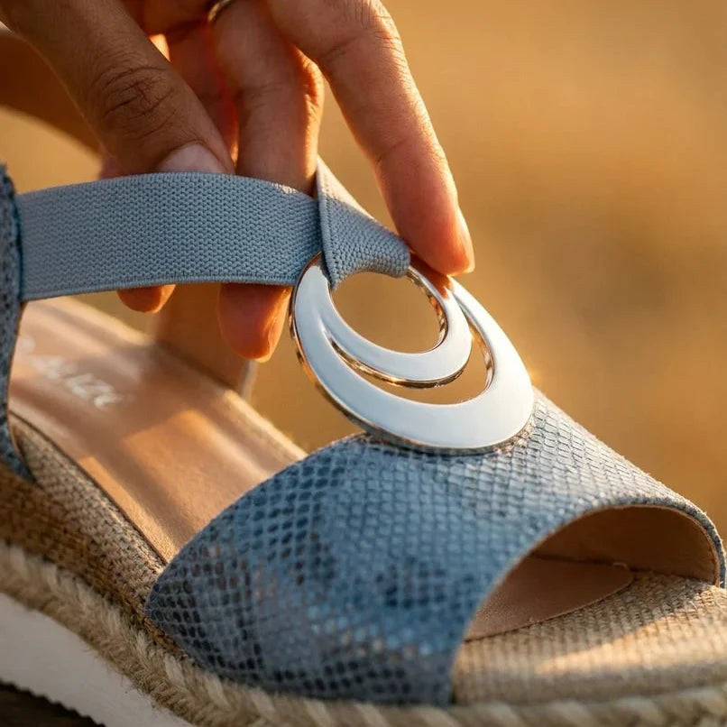 Wedge Sandals with Ring Detail — Fleur
