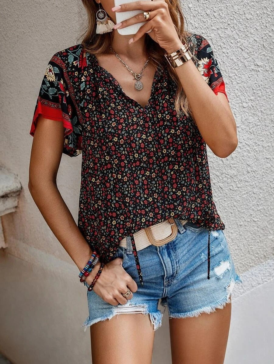 Floral V Neck Top with Contrast Sleeves in black