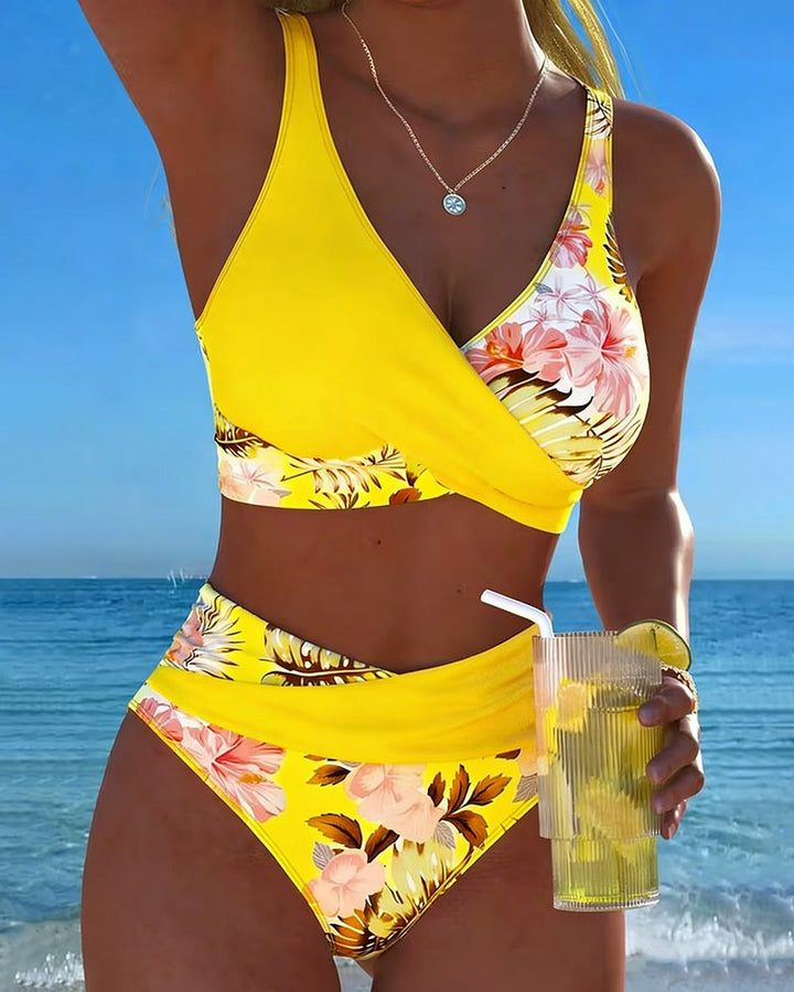 Floral Bikini with High Waist Bottoms — Livia