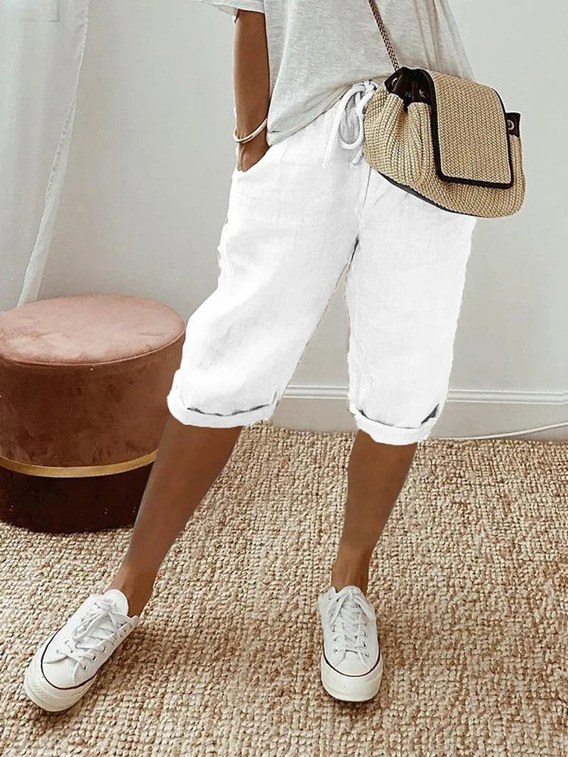 Relaxed Summer Shorts with Drawstring in white