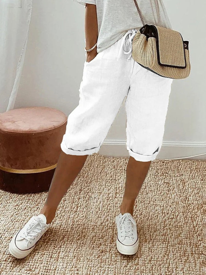 Relaxed Summer Shorts with Drawstring in white