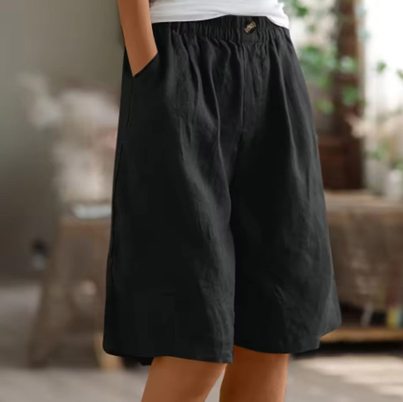 Linen Shorts with Elastic Waist and Pockets in black