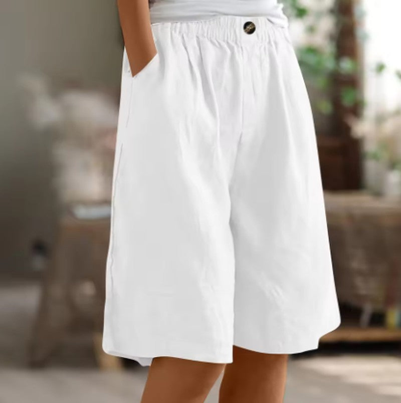 Linen Shorts with Elastic Waist and Pockets in white