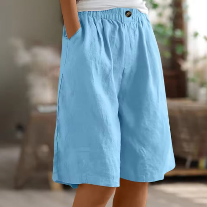 Linen Shorts with Elastic Waist and Pockets in sky blue