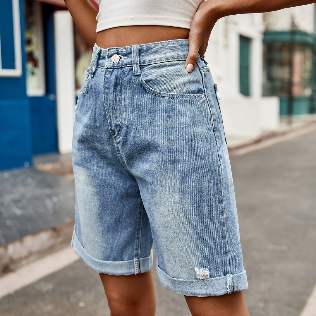 Teagan – Baggy Denim Shorts for Women with Cuffed Hem