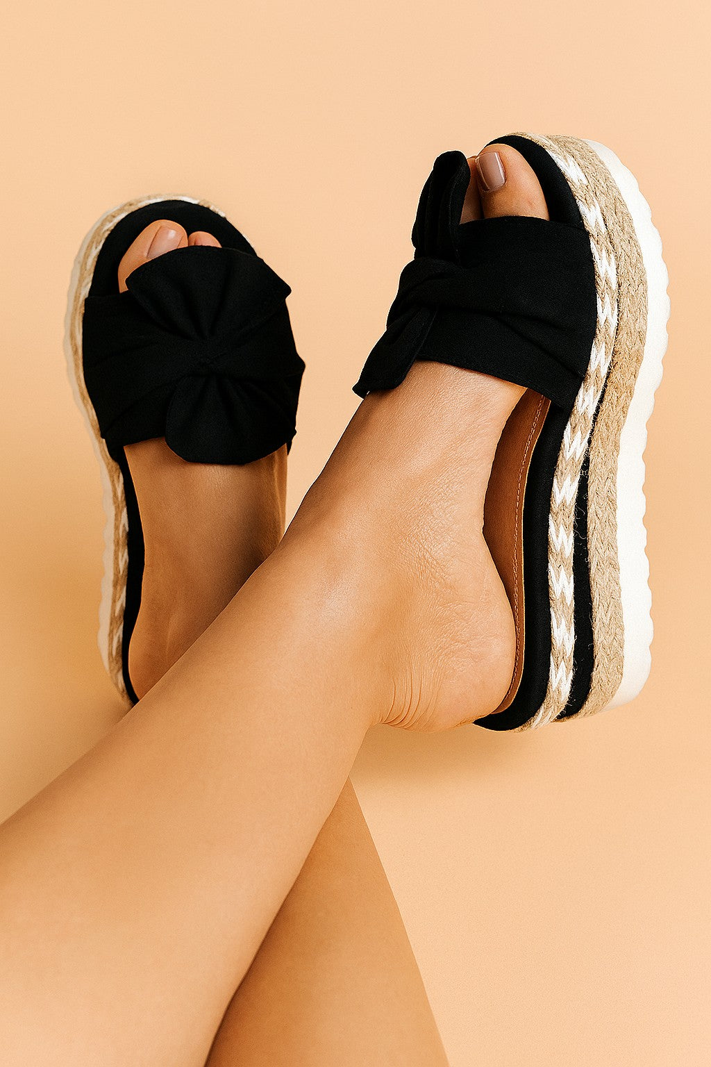 Lovely — Lovely | Light Platform Thongs for Women with Twisted Bow, Moda Lodz